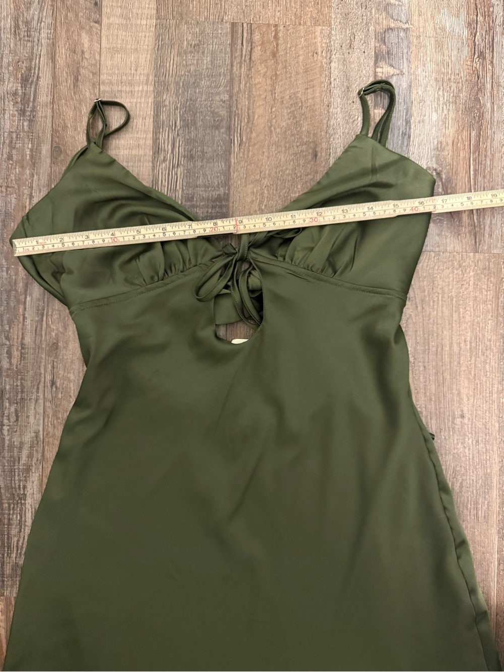 Peppermayo Flora Satin Maxi Dress NWT Size 4 Olive Green - Picture 6 of 12